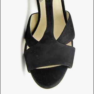 Michael Kors Francoise T-Strap Platform Pumps